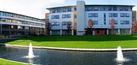 Warwick_university معرفی دانشگاه های برتر انگلستان